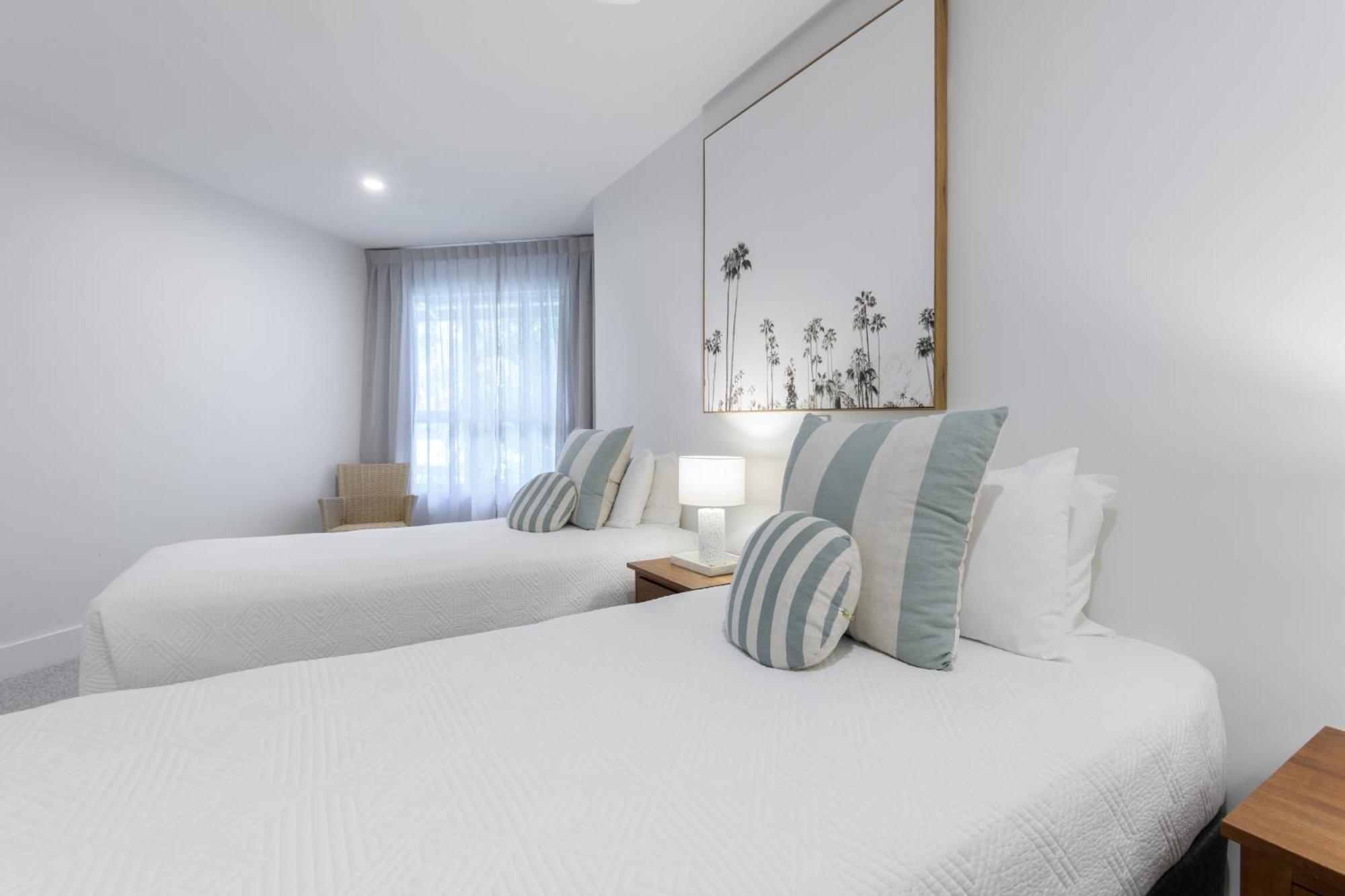 มันดาเลย์ลัคเชอรี่บีชฟร้อนท์อพาร์ทเม้น Aparthotel พอร์ตดักกลาส ภายนอก รูปภาพ